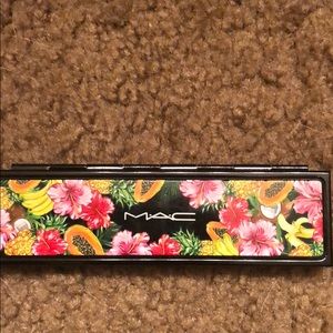 MAC cosmetics “Fruit A La La” eyeshadow palette